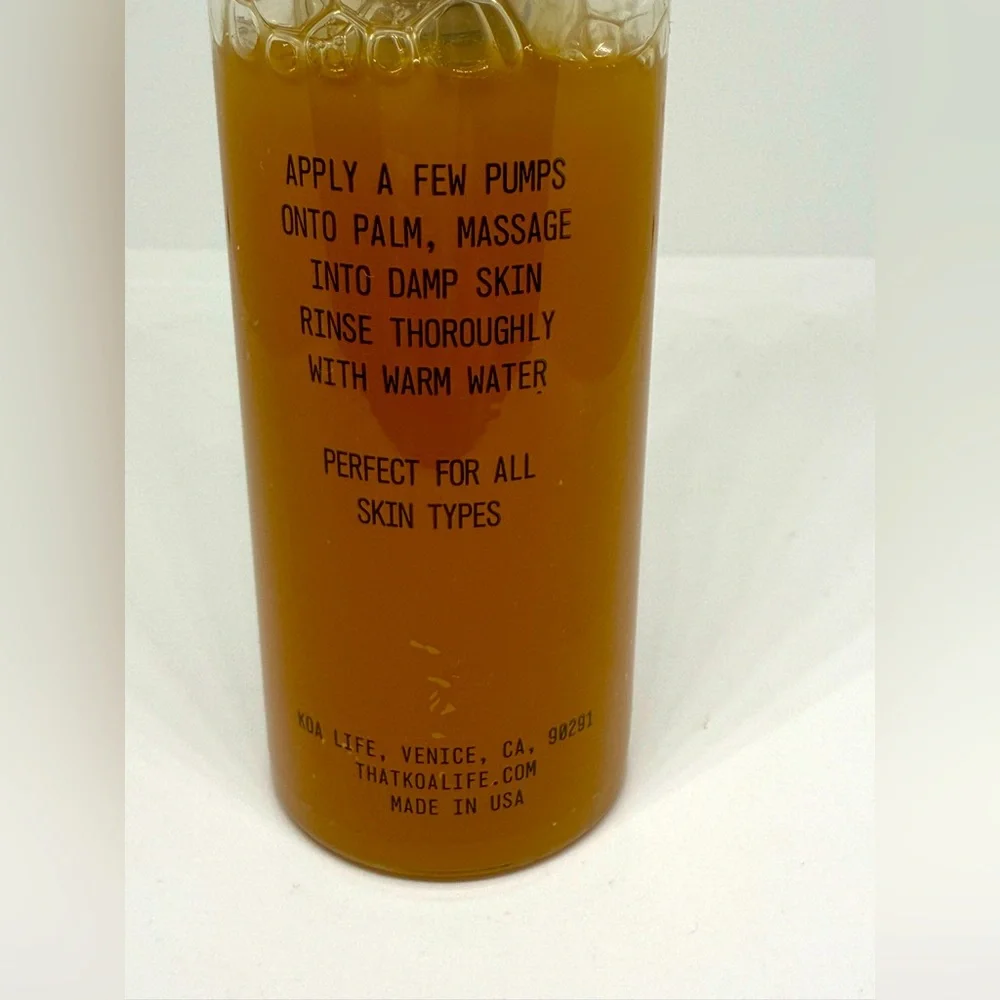 NEW KOA LIFE Vitamin C Vit-C Brightening‎ Cleanser Full Size 50mL Cleanses